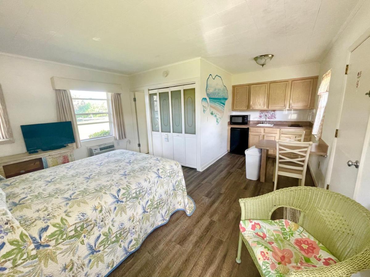 Surf Studio Beach Resort Какао-Бич Экстерьер фото