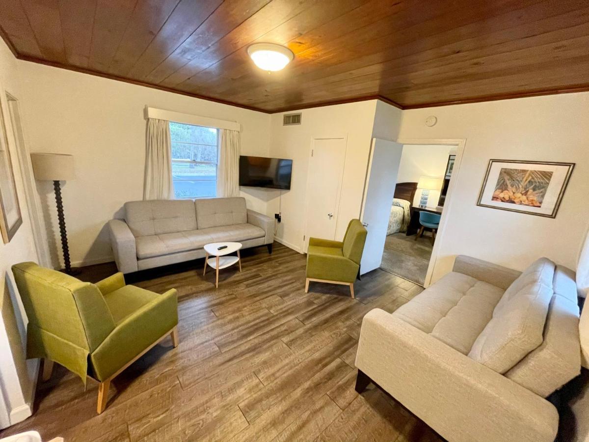Surf Studio Beach Resort Какао-Бич Экстерьер фото