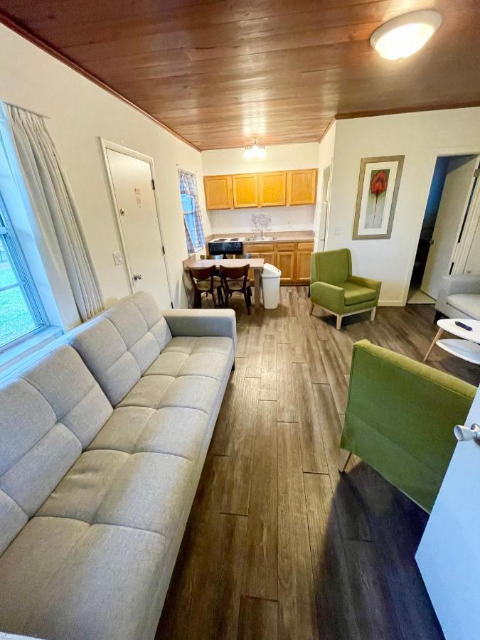 Surf Studio Beach Resort Какао-Бич Экстерьер фото